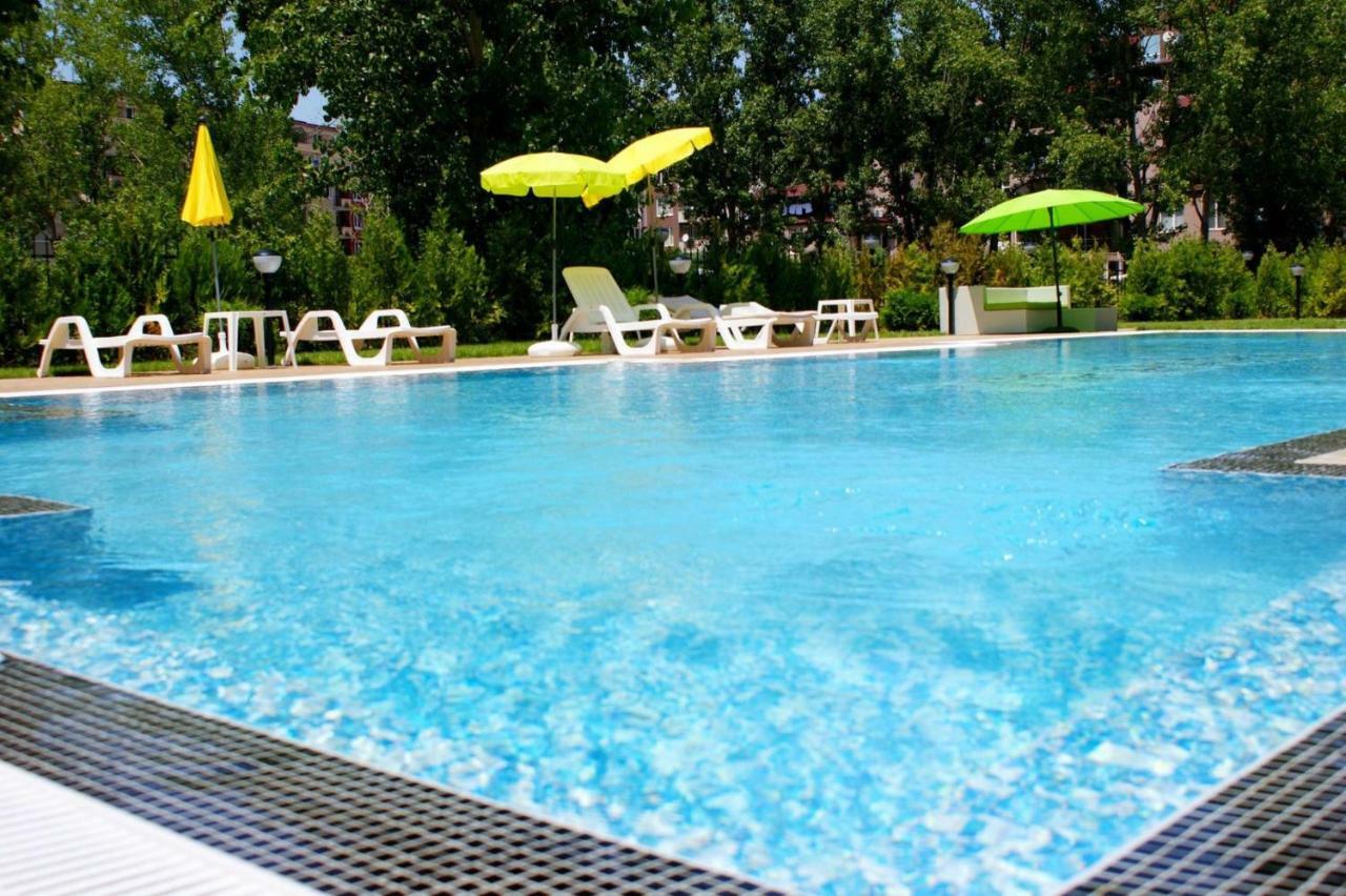 Vip Park A7 Daire Sunny Beach Dış mekan fotoğraf