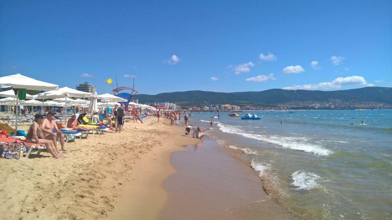 Vip Park A7 Daire Sunny Beach Dış mekan fotoğraf